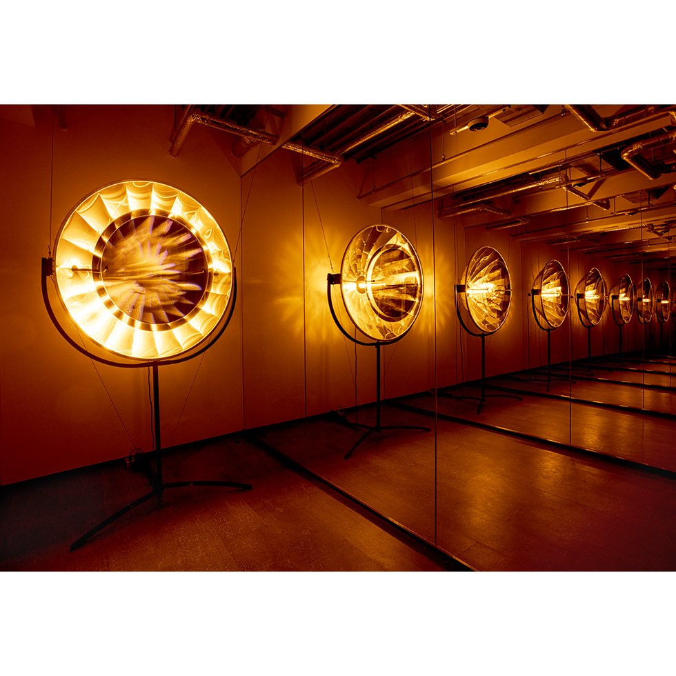 <a href="http://www.ueshima-collection.com/artist-list/11" style="color:inherit">OLAFUR ELIASSON</a>:Eye see you