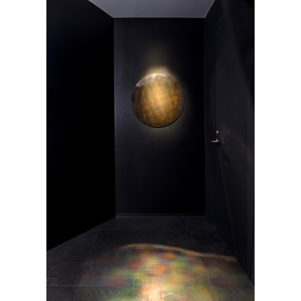 <a href="https://www.ueshima-collection.com/artist-list/105" style="color:inherit">井村一登</a> / <a href="https://www.ueshima-collection.com/artist-list/105" style="color:inherit">KAZUTO IMURA</a>:invisible layer creature