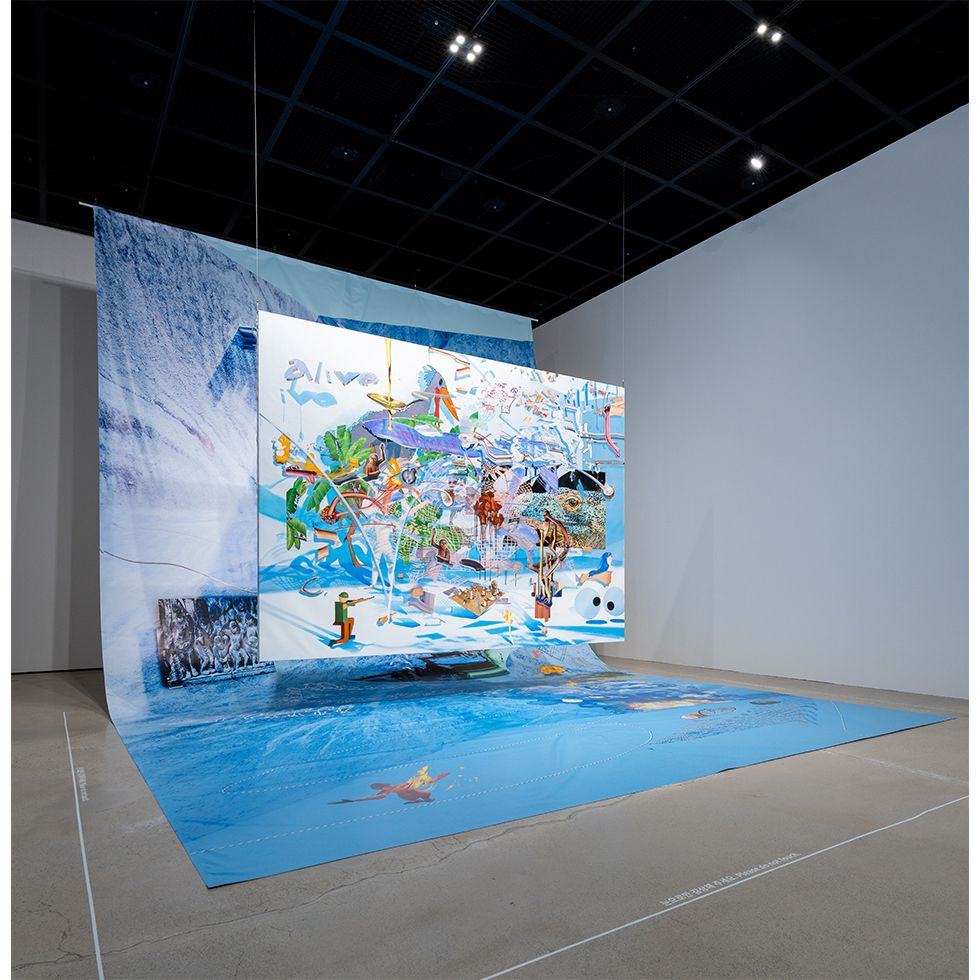 <a href="https://www.ueshima-collection.com/artist-list/98" style="color:inherit">今津景</a> / <a href="https://www.ueshima-collection.com/artist-list/98" style="color:inherit">KEI IMAZU</a>:生き残る / Survivor