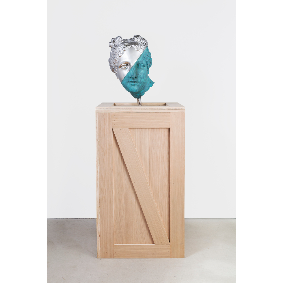 <a href="https://www.ueshima-collection.com/artist-list/7" style="color:inherit">DANIEL ARSHAM</a>:Bronze Stainless Steel Venus Italica Bust