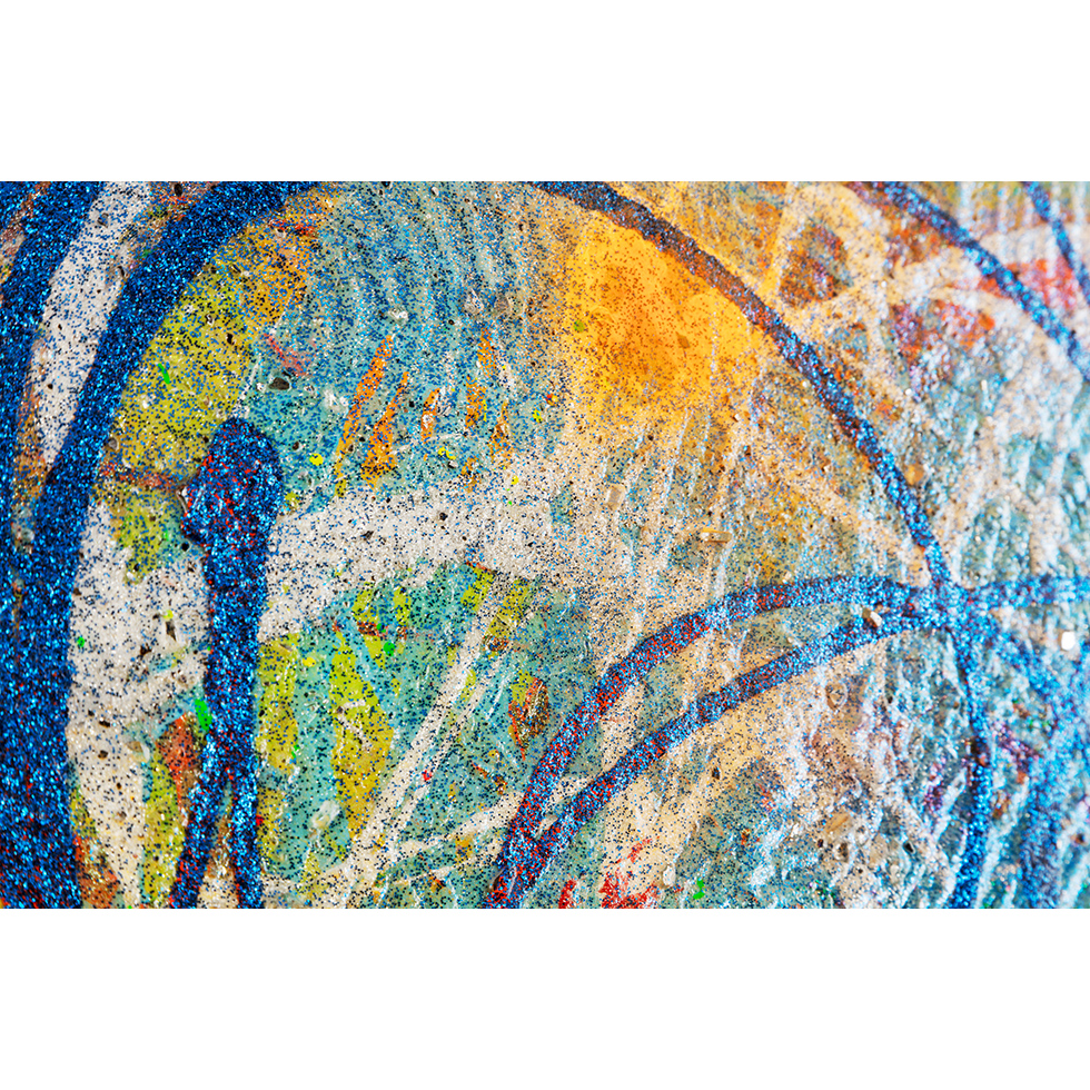 <a href="https://www.ueshima-collection.com/artist-list/72" style="color:inherit">鬼頭健吾</a> / <a href="https://www.ueshima-collection.com/artist-list/72" style="color:inherit">KENGO KITO</a>:cartwheel galaxy