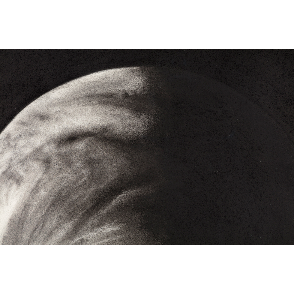 <a href="https://www.ueshima-collection.com/artist-list/151" style="color:inherit">ROBERT LONGO</a>:untitled (small Venus)