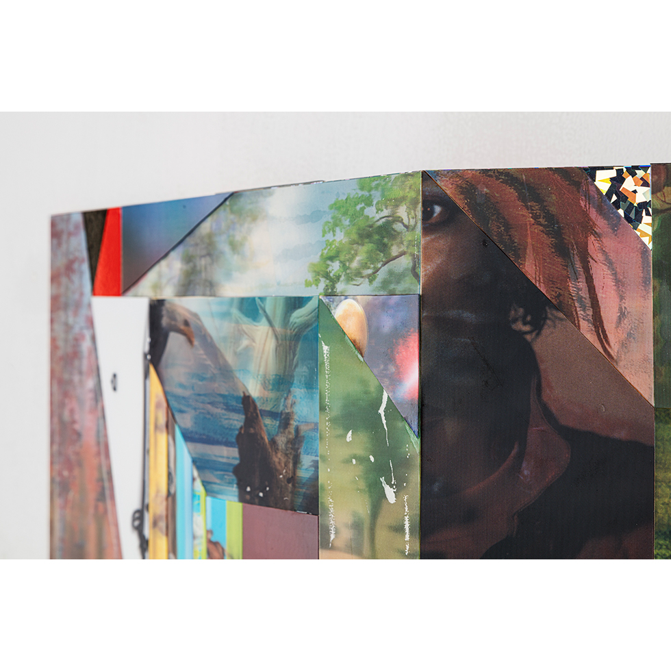 <a href="https://www.ueshima-collection.com/artist-list/162" style="color:inherit">金氏徹平</a> / <a href="https://www.ueshima-collection.com/artist-list/162" style="color:inherit">TEPPEI KANEUJI</a>:Ghost in the Liquid Room(lenticular)#11