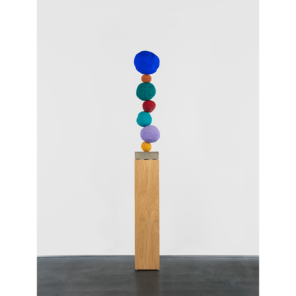 <a href="https://www.ueshima-collection.com/artist-list/274" style="color:inherit">ANNIE MORRIS</a>:Stack 7, Ultramarine Blue