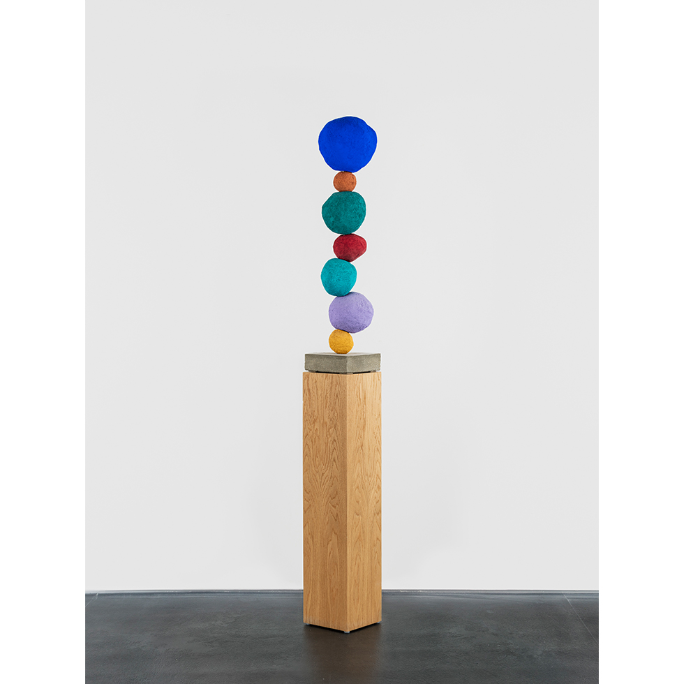 <a href="https://www.ueshima-collection.com/artist-list/274" style="color:inherit">ANNIE MORRIS</a>:Stack 7, Ultramarine Blue