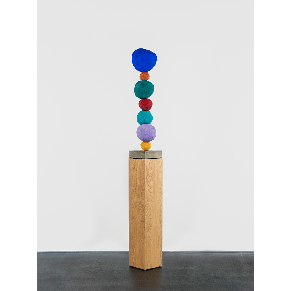 <a href="https://www.ueshima-collection.com/artist-list/274" style="color:inherit">ANNIE MORRIS</a>:Stack 7, Ultramarine Blue