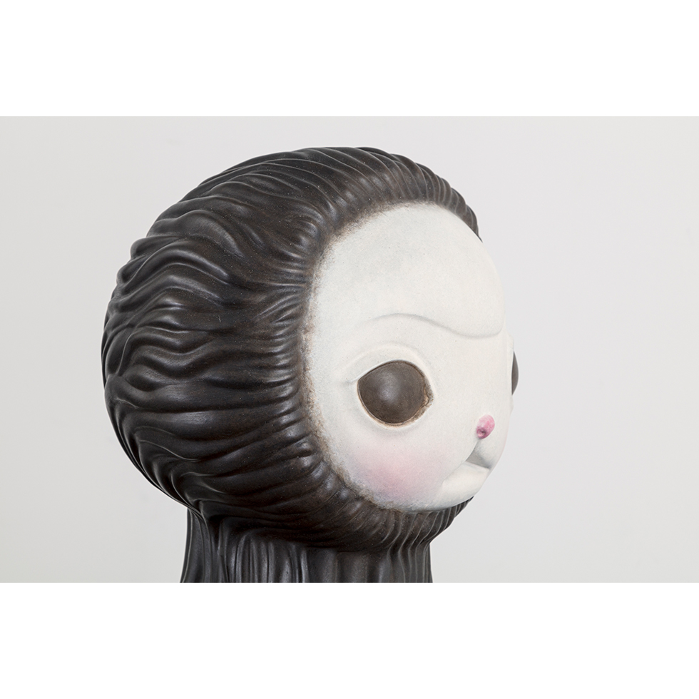 <a href="https://www.ueshima-collection.com/artist-list/88" style="color:inherit">MARK RYDEN</a>:Yakalina (Bistre)